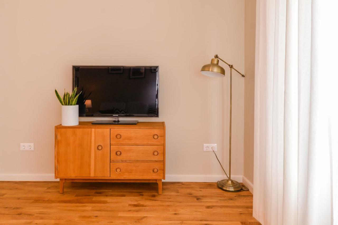 סופיה Cо́Coellie - Aesthetic 2Bd Apt Near National Palace By Flat Mаnager מראה חיצוני תמונה