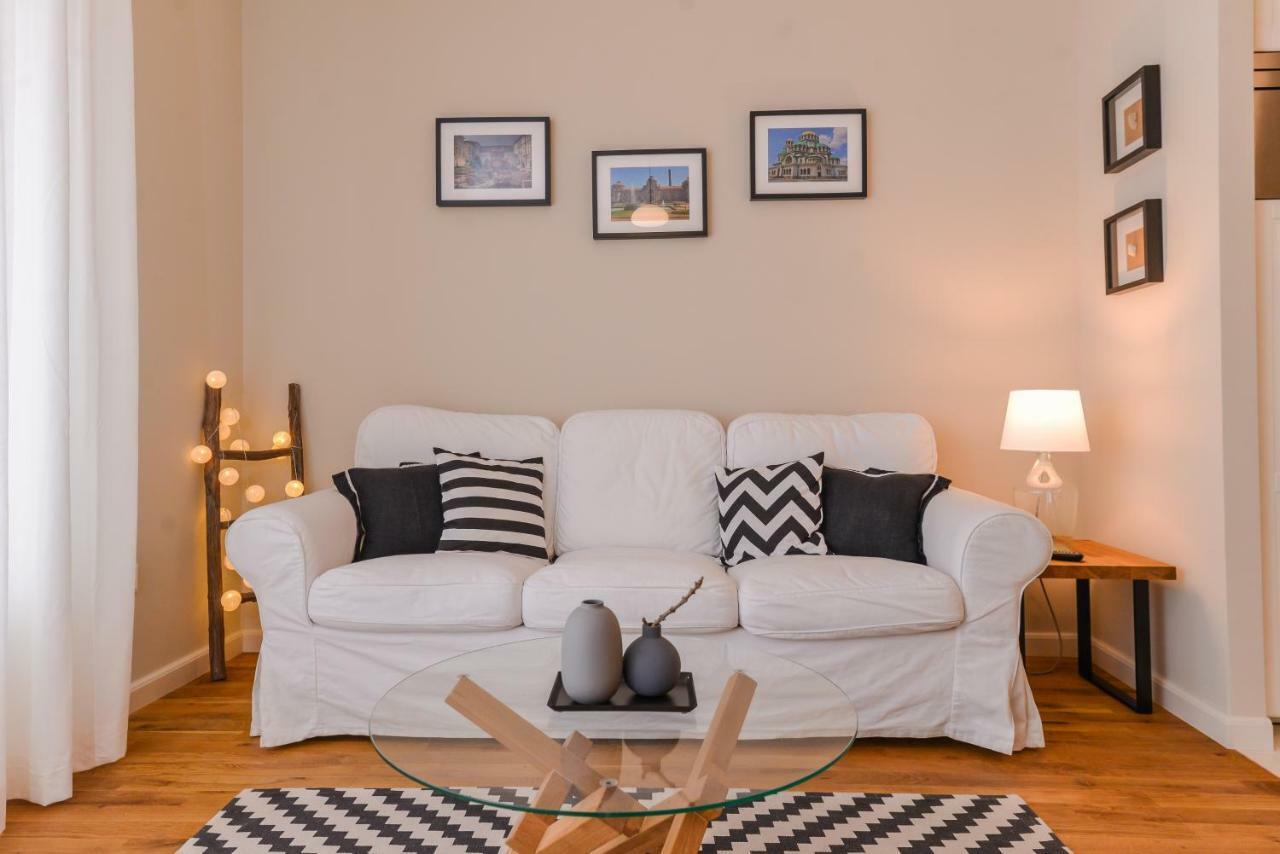 סופיה Cо́Coellie - Aesthetic 2Bd Apt Near National Palace By Flat Mаnager מראה חיצוני תמונה