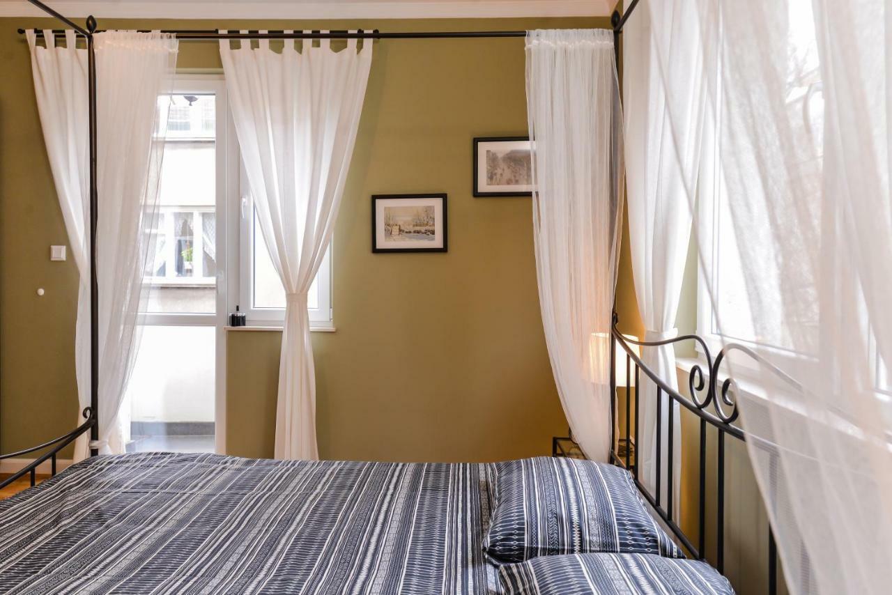 סופיה Cо́Coellie - Aesthetic 2Bd Apt Near National Palace By Flat Mаnager מראה חיצוני תמונה