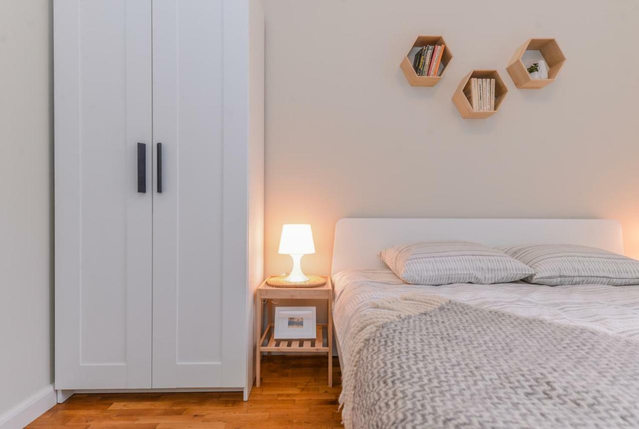 סופיה Cо́Coellie - Aesthetic 2Bd Apt Near National Palace By Flat Mаnager מראה חיצוני תמונה